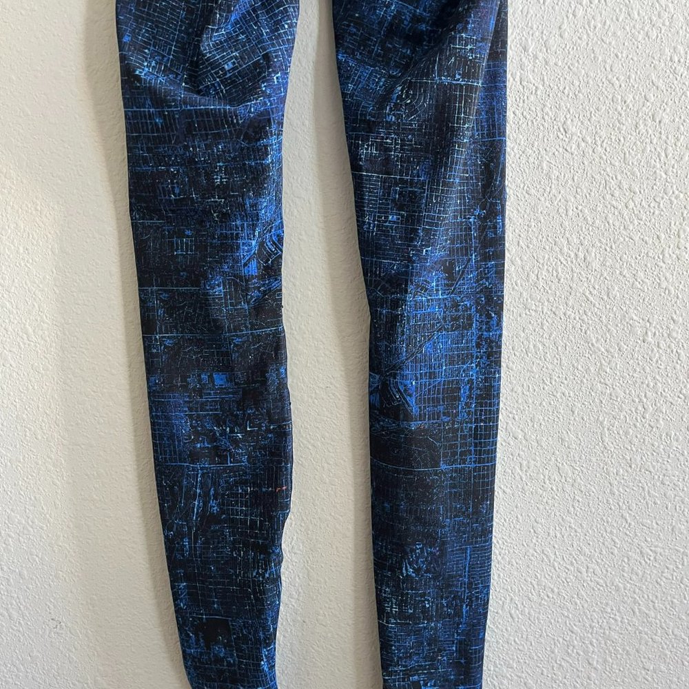 Lululemon Women's Train Time Leggings City Light Multi Black Size 2 - Picture 7 of 9